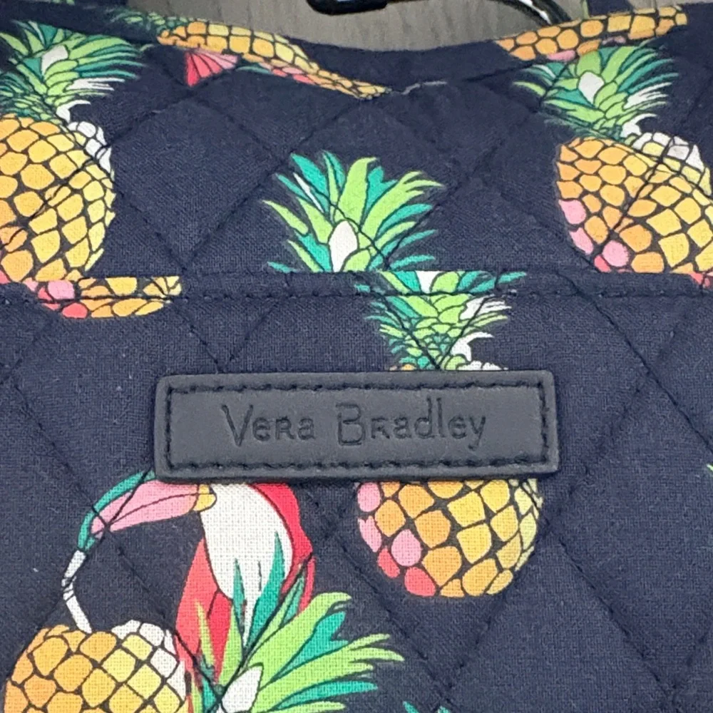 Vera Bradley Toucan Party Pineapple quilted bag set. Plus 4 other travel items - Picture 2 of 16